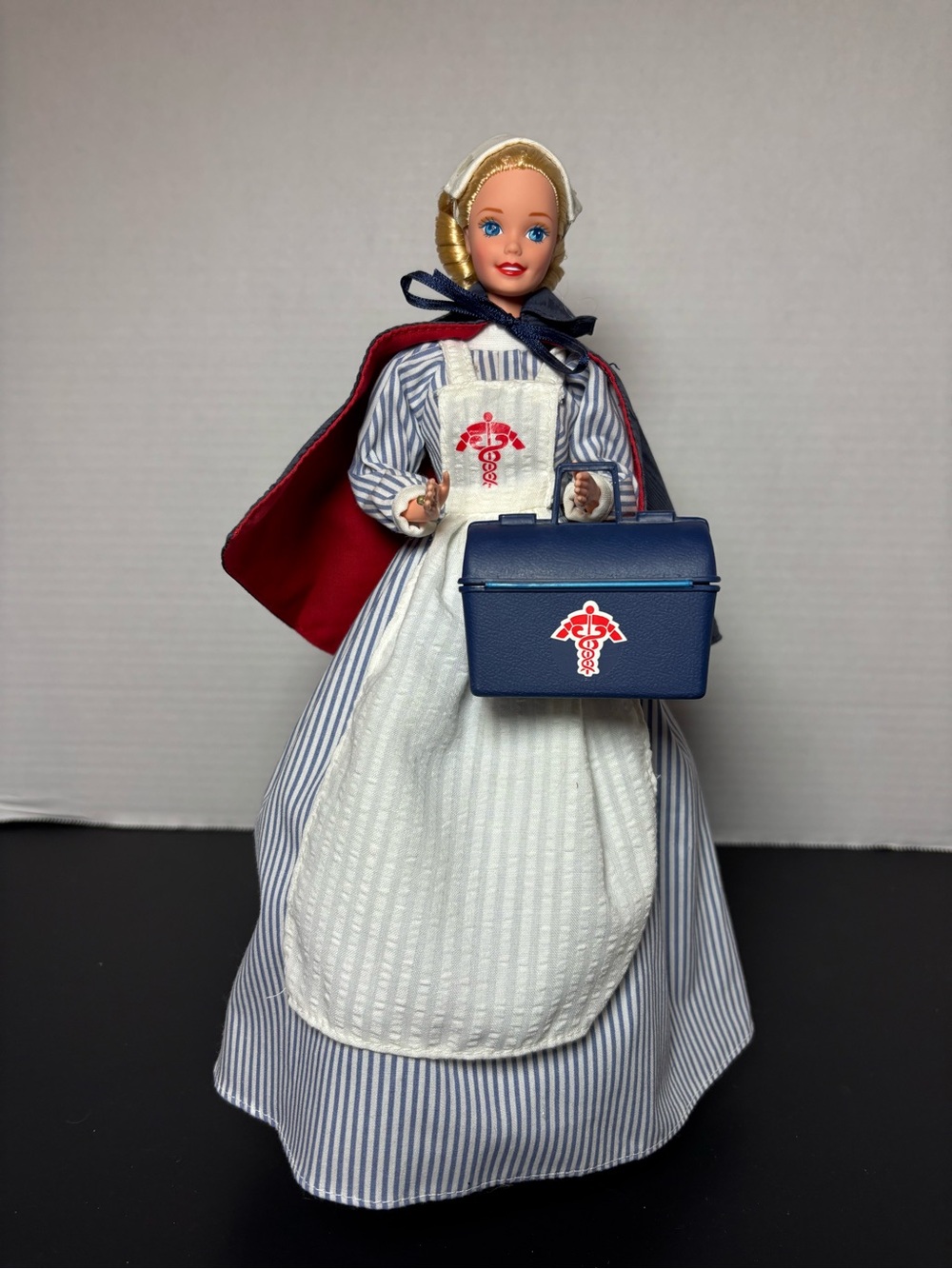 Barbie - Civil War Nurse